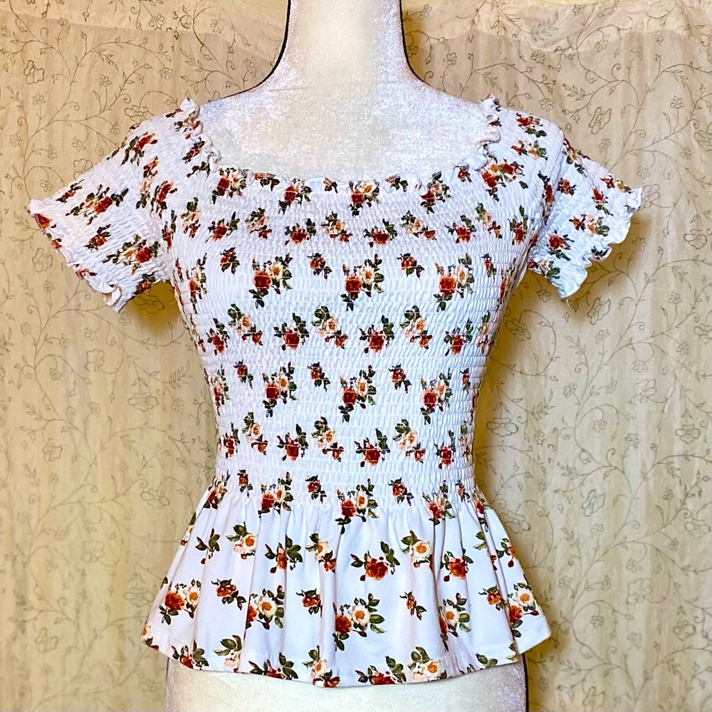 🎉Last Chance!🎉 Orange Kiss Floral Smocked Peplum Top - Picture 1 of 2